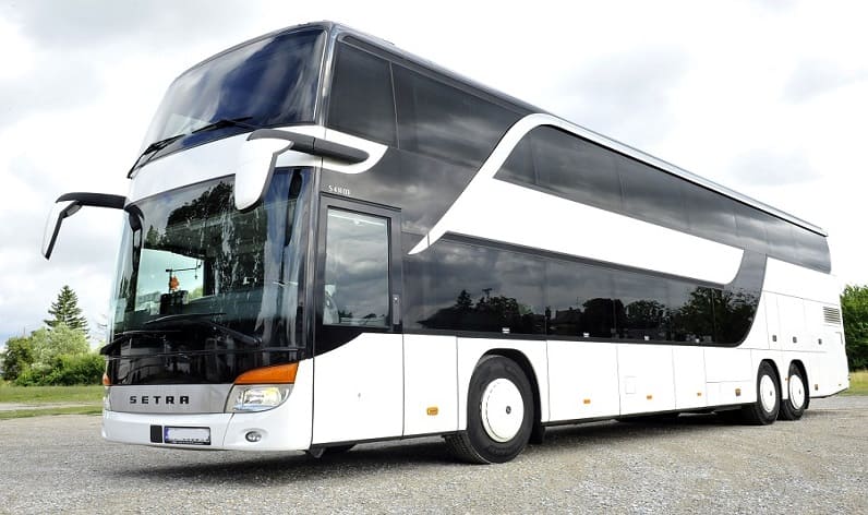 Lower Austria: Bus agency in Neulengbach in Neulengbach and Austria